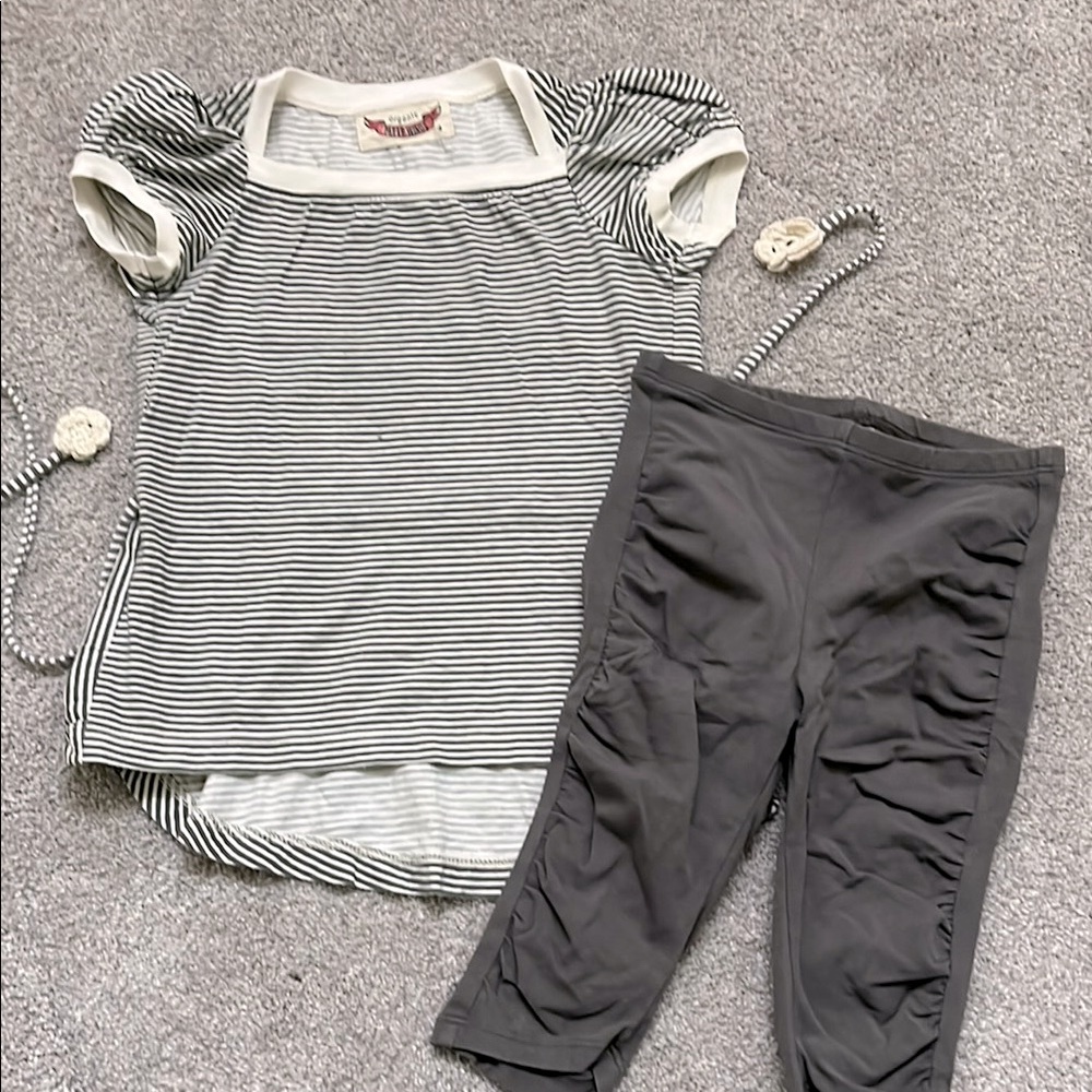 Paper Wings Striped Puff Sleeve Bustle Top and Gray Ruched Leggings Set Size 4